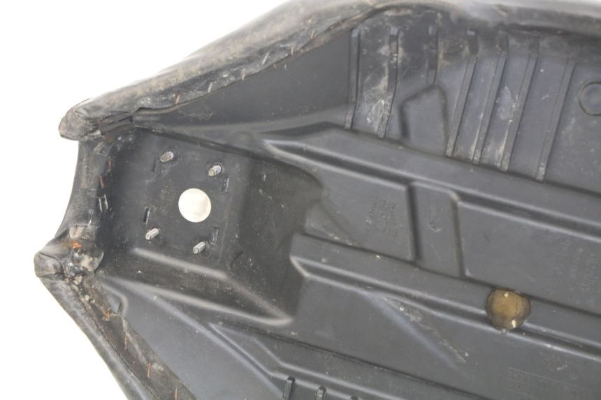 photo de SELLE APRILIA SCARABEO GT 125 (1999 - 2007)