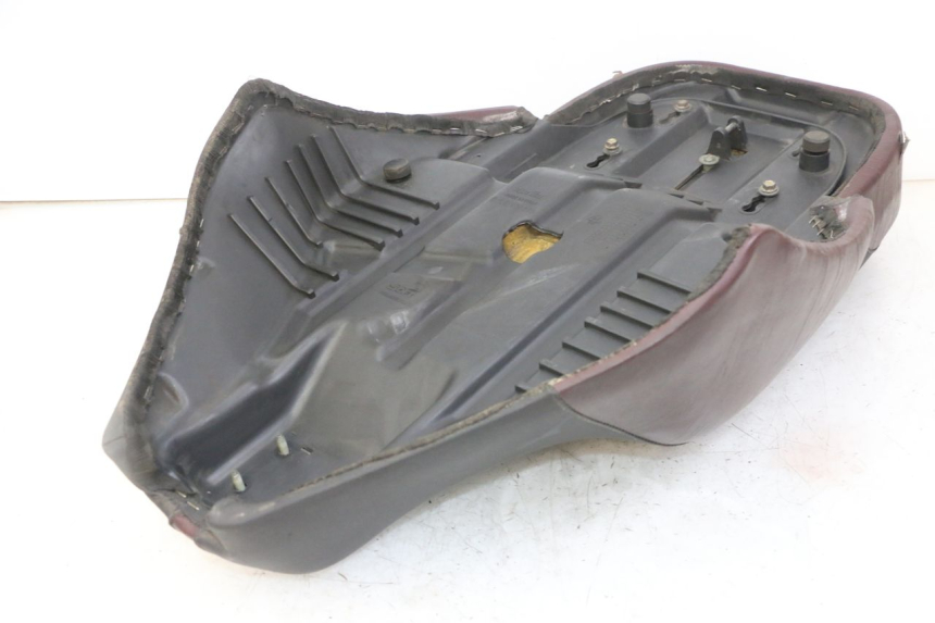 photo de SELLE APRILIA SCARABEO GT TOURING 125 (1999 - 2005)