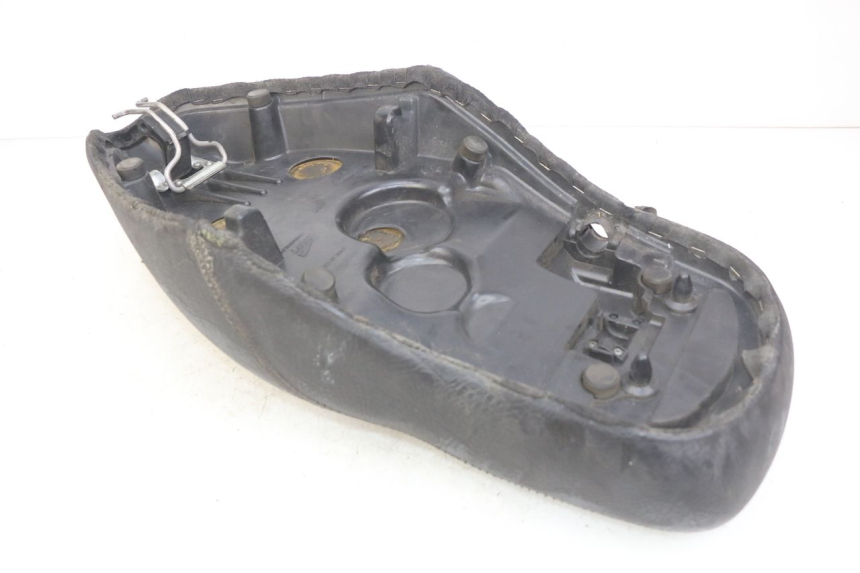 photo de SELLE APRILIA SCARABEO 100 (2003 - 2012)