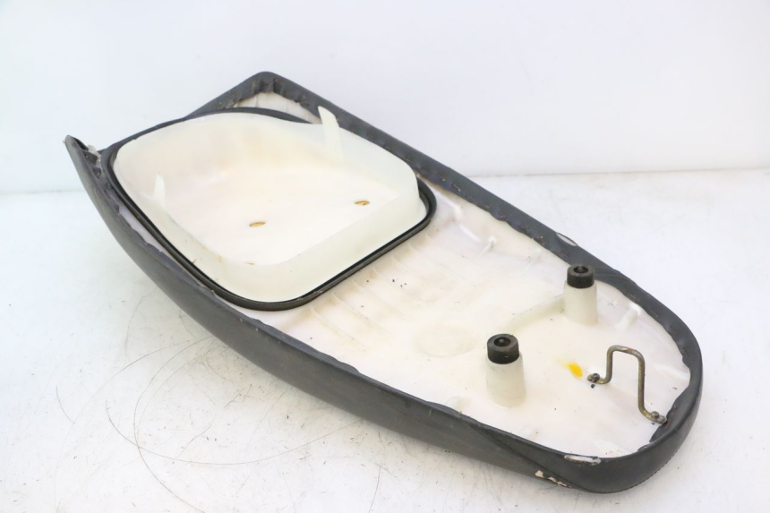 photo de SELLE HONDA SCV LEAD 100 (2003 - 2007) - État de surface