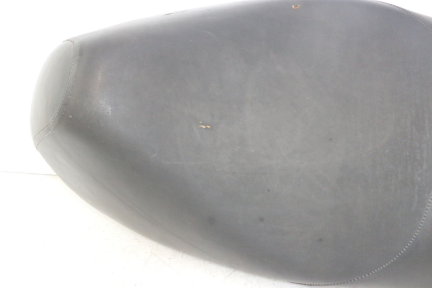 photo de SELLE HONDA SH 125 (2001 - 2003) - Vue principale