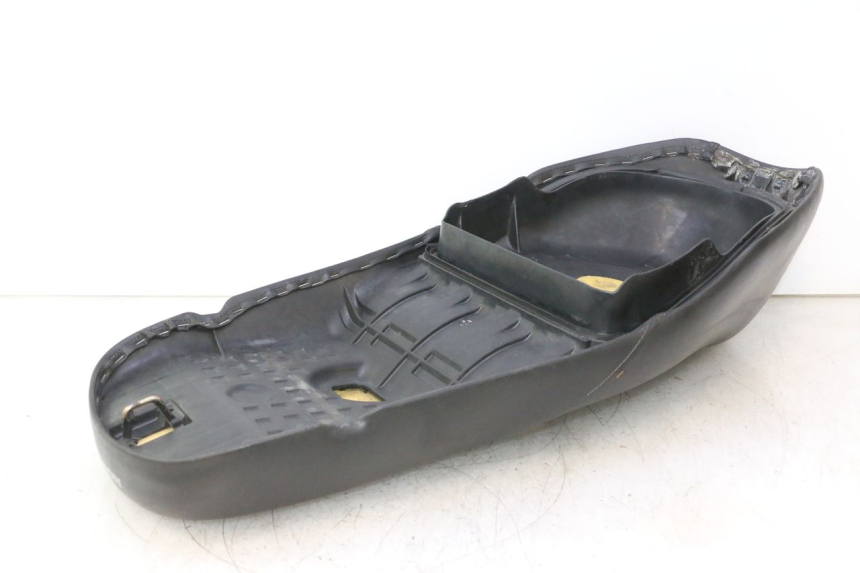photo de SELLE HONDA SH 125 (2001 - 2003) - État de surface