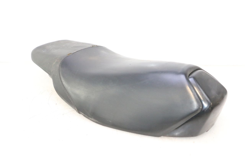 photo de SELLE PEUGEOT SPEEDFIGHT 2 AC 50 (2000 - 2009) - Marquages et références