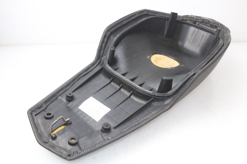 photo de SELLE PEUGEOT SPEEDFIGHT 3 AIR 50 (2009 - 2015)