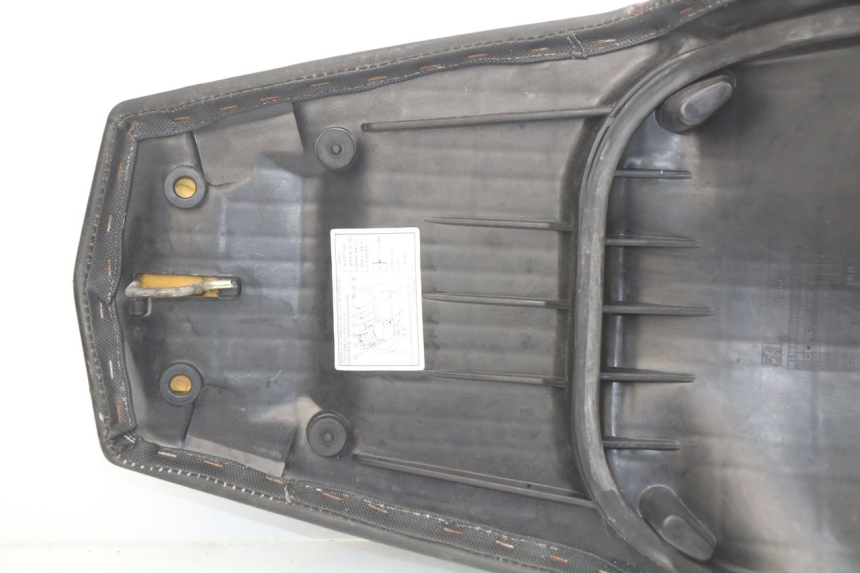 photo de SELLE PEUGEOT SPEEDFIGHT 3 AIR 50 (2009 - 2015)