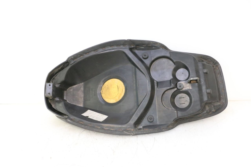 photo de SELLE PEUGEOT SPEEDFIGHT LC 50 (1996 - 2002) - Autre angle de vue