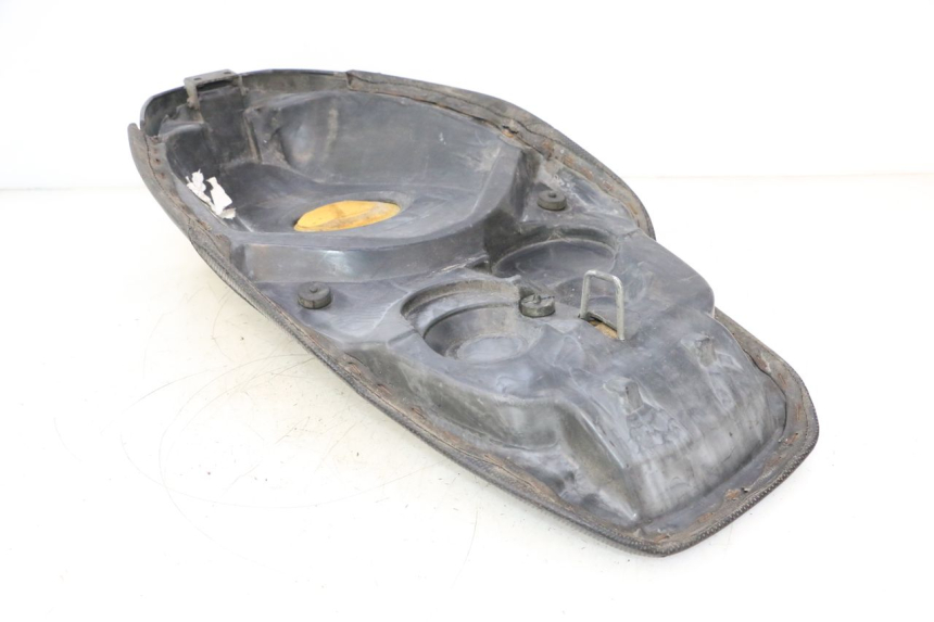 photo de SELLE PEUGEOT SPEEDFIGHT LC 50 (1996 - 2002) - Vue d’ensemble