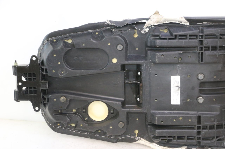 photo de SELLE CAN-AM SPYDER RS 1000 (2008 - 2012) - Marquages et références