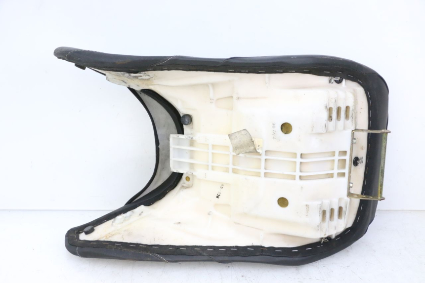 photo de SELLE HONDA ST PAN EUROPEAN 1300 (2002 - 2013)