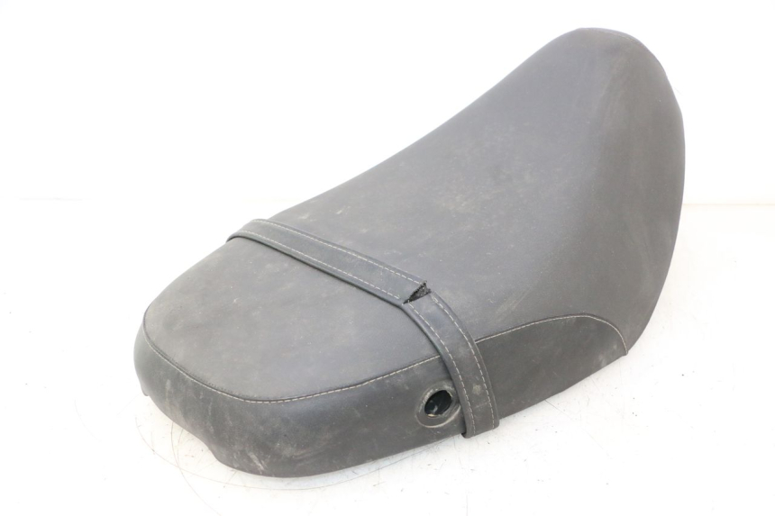 photo de SELLE GILERA STALKER 50 (2004 - 2014) - Gros plan technique