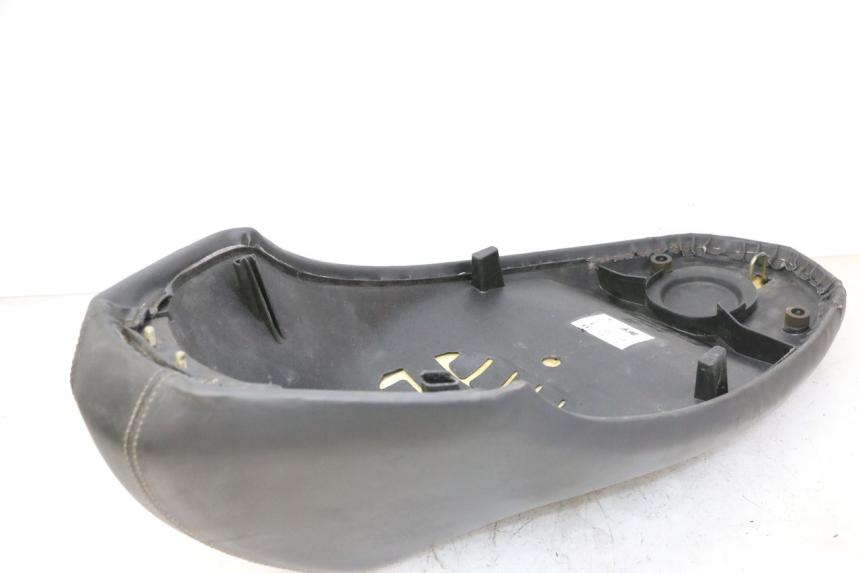 photo de SELLE PEUGEOT STREETZONE I 2T 50 (2018 - 2020)