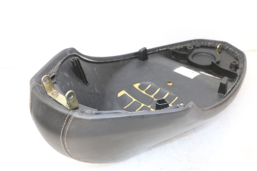 photo de SELLE PEUGEOT STREETZONE I 2T 50 (2018 - 2020)