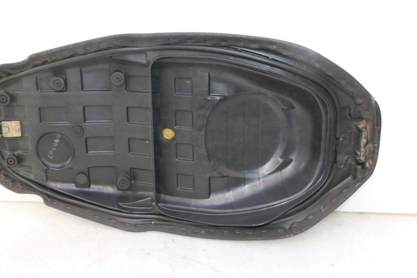 photo de SELLE KYMCO SUPER 8 2T 50 (2007 - 2013) - Photo complémentaire