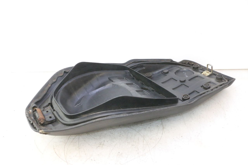 photo de SELLE KYMCO SUPER 8 2T 50 (2007 - 2013) - Focus structure