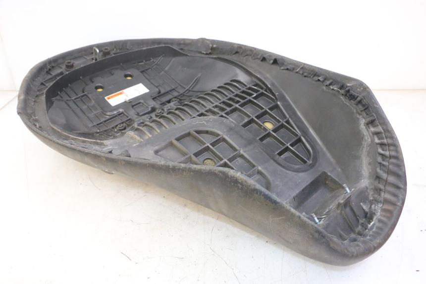 photo de SELLE SUZUKI BURGMAN 125 (2007 - 2014)