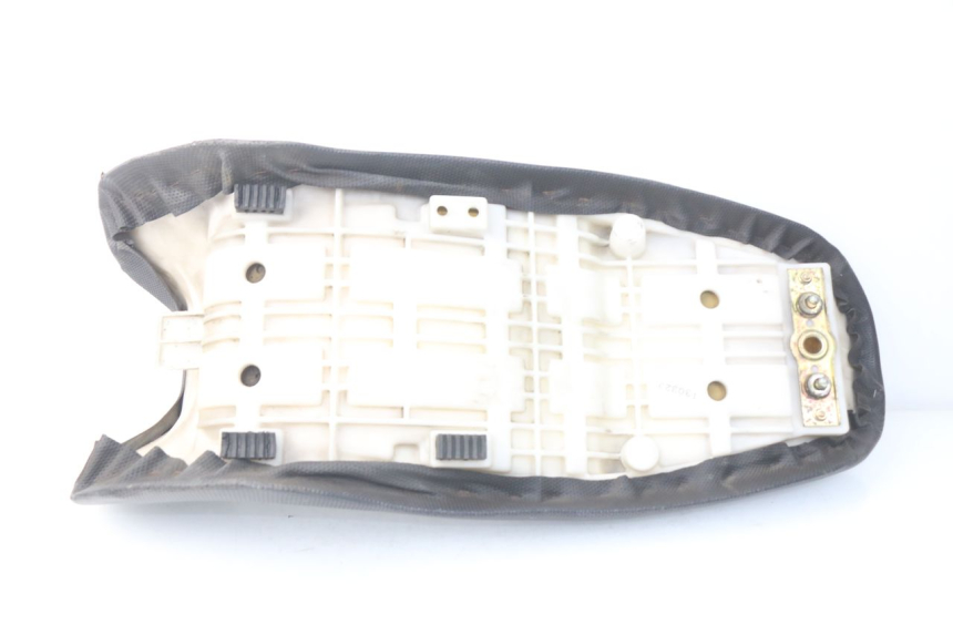 photo de SELLE SUZUKI GSX-F GSXF 600 (1998 - 2004)