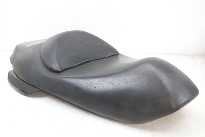 photo de SELLE SUZUKI UH BURGMAN 125 (2002 - 2006)