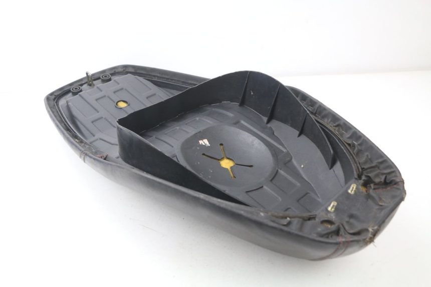 photo de SELLE SYM SYMPHONY 50 (2009 - 2015) - Points de fixation