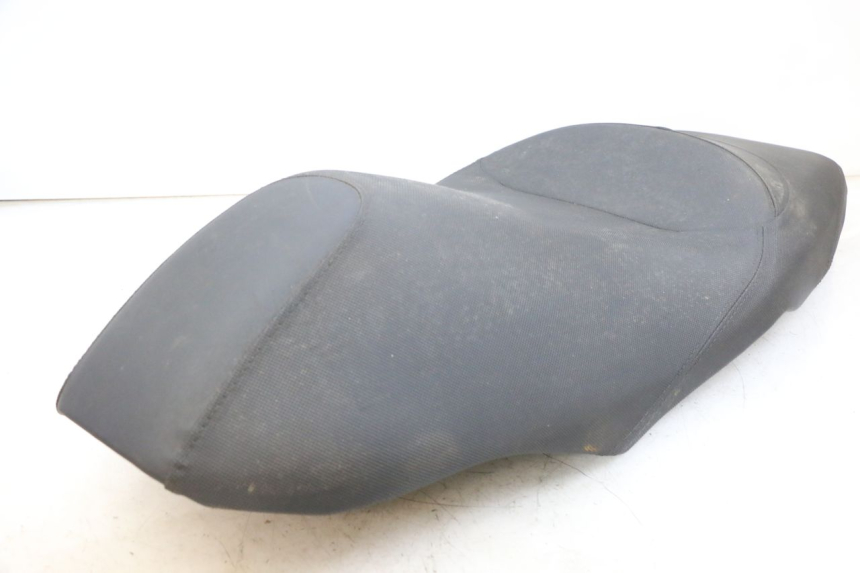 photo de SELLE YAMAHA TRICITY 300 (2020 - 2024) - Gros plan technique