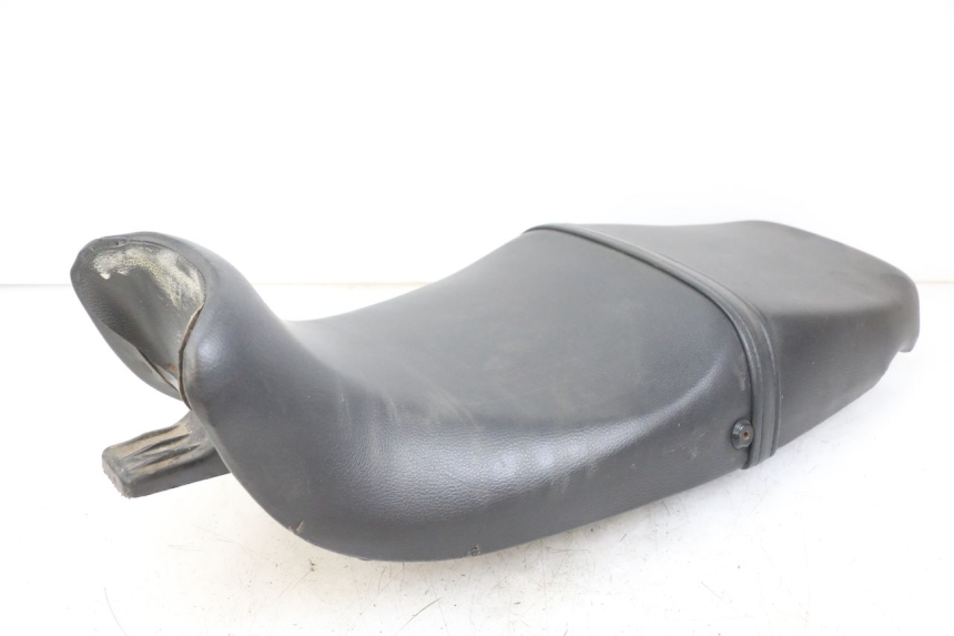 photo de SELLE TRIUMPH SPEED TRIPLE T301 900 (1994 - 1996)