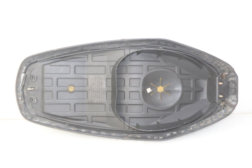 photo de SELLE PEUGEOT TWEET 4T 50 (2010 - 2014)