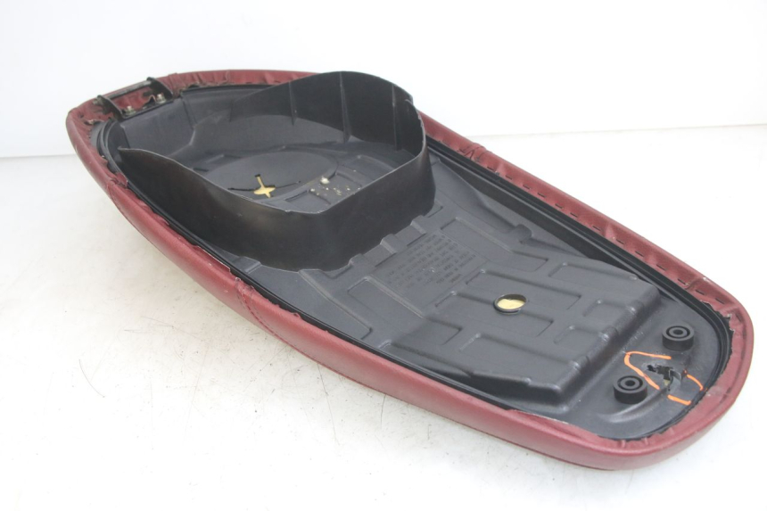 photo de SELLE PEUGEOT TWEET 4T 50 (2014 - 2019)