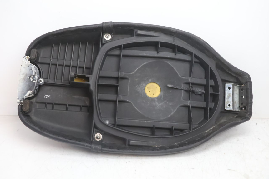 photo de SELLE PIAGGIO TYPHOON 50 (2000 - 2009) - État de surface