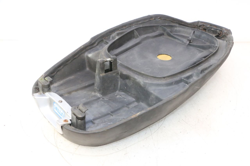 photo de SELLE PIAGGIO TYPHOON 50 (1993 - 1999) - Vue rapprochée