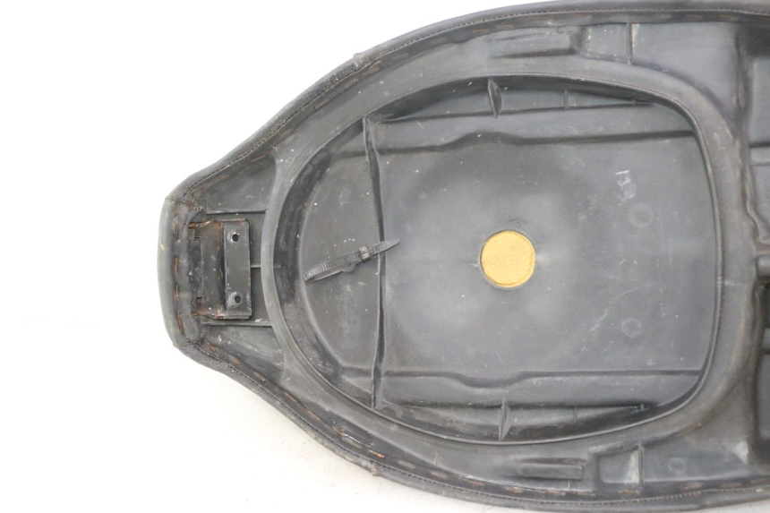 photo de SELLE PIAGGIO TYPHOON 50 (1993 - 1999) - Focus structure