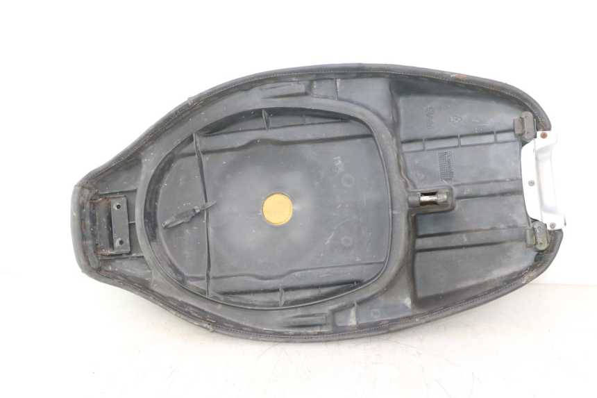 photo de SELLE PIAGGIO TYPHOON 50 (1993 - 1999) - Zoom qualité