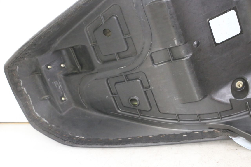 photo de SELLE SUZUKI UH BURGMAN 125 (2002 - 2006)