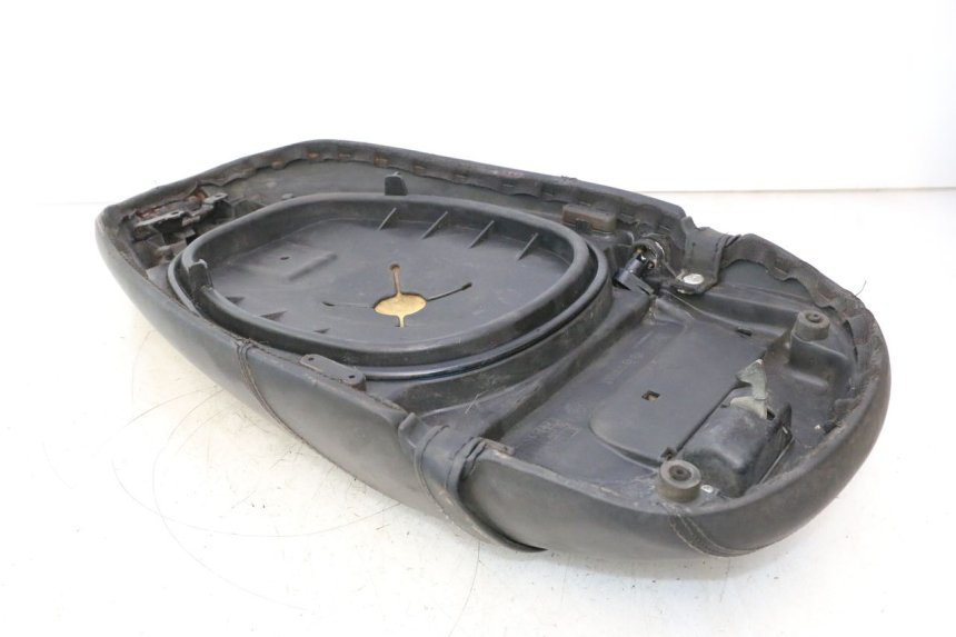 photo de SELLE PIAGGIO VESPA S 2T 50 (2007 - 2014) - Vue d’ensemble