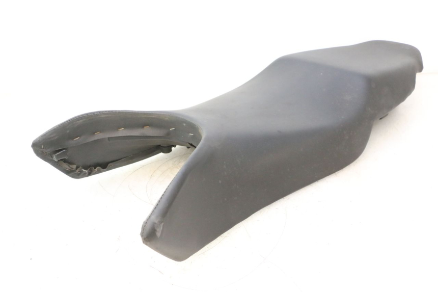 photo de SELLE HONDA VFR FI RC46 800 (1998 - 2001) - Vue rapprochée