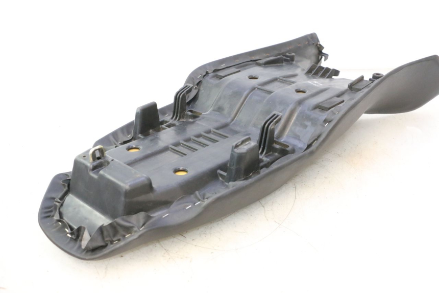 photo de SELLE HONDA VFR FI RC46 800 (1998 - 2001) - État de surface