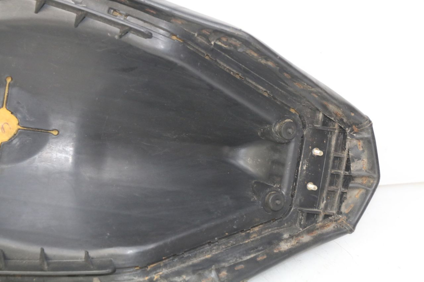 photo de SELLE PEUGEOT VIVACITY NEW 2T 50 (2008 - 2017)