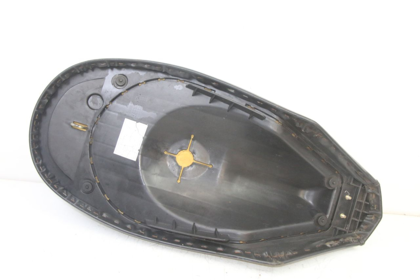 photo de SELLE PEUGEOT VIVACITY NEW 2T 50 (2008 - 2017)