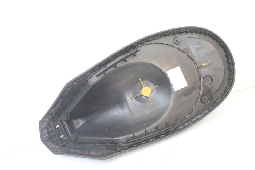 photo de SELLE PEUGEOT VIVACITY NEW 2T 50 (2008 - 2017)