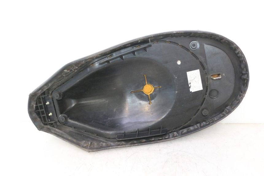 photo de SELLE PEUGEOT VIVACITY NEW 2T 50 (2008 - 2017) - Inspection visuelle