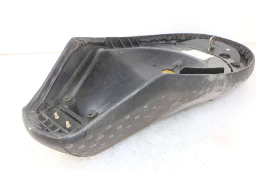 photo de SELLE PEUGEOT VIVACITY NEW 4T 50 (2008 - 2017)
