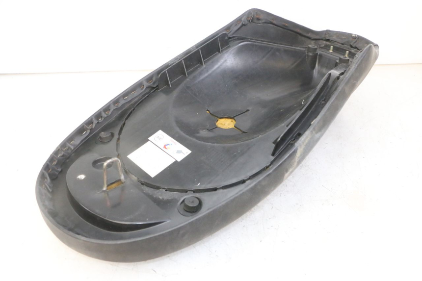 photo de SELLE PEUGEOT VIVACITY NEW 4T 50 (2008 - 2017)