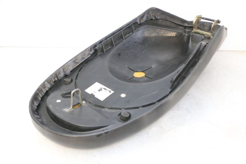 photo de SELLE PEUGEOT VIVACITY NEW 4T 50 (2008 - 2017)