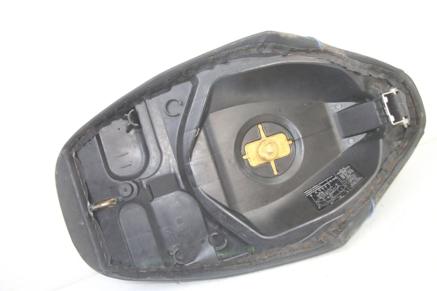 photo de SELLE PEUGEOT VIVACITY 50 (2004 - 2009)