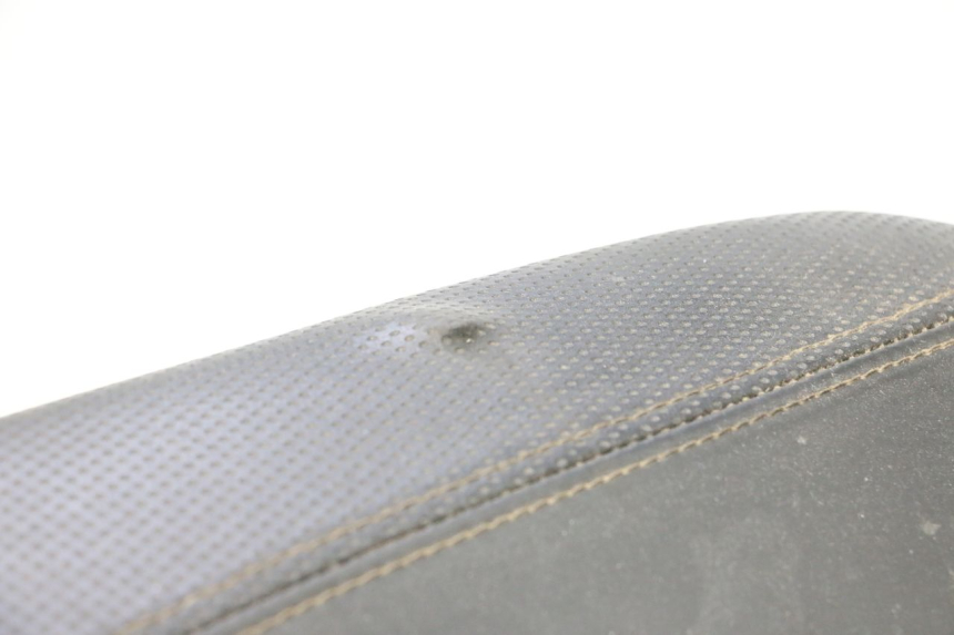 photo de SELLE PEUGEOT VIVACITY 50 (1998 - 2003) - Zoom état d’usage