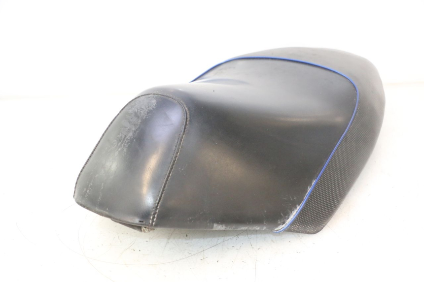 photo de SELLE PEUGEOT VIVACITY 50 (1998 - 2003) - Photo complémentaire