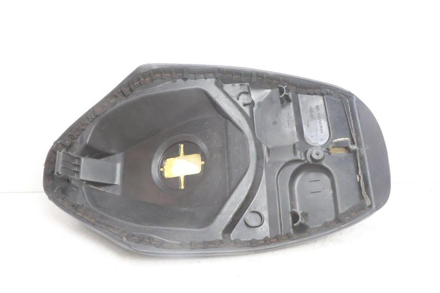photo de SELLE PEUGEOT VIVACITY 100 (1999 - 2008) - Vue d’ensemble