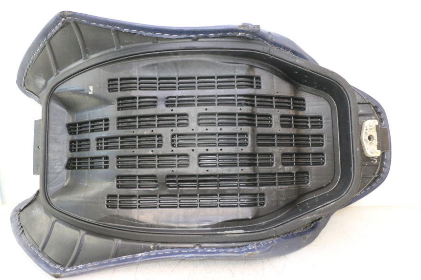 photo de SELLE YAMAHA WAVE RUNNER GP R 1200 (2000 - 2003) - Photo complémentaire
