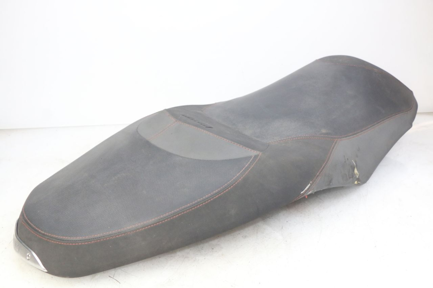 photo de SELLE YAMAHA X-MAX XMAX 125 (2010 - 2013) - Gros plan technique