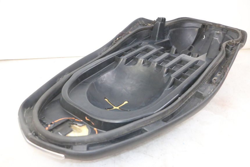 photo de SELLE YAMAHA X-MAX XMAX 125 (2010 - 2014)
