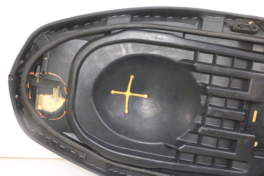 photo de SELLE YAMAHA X-MAX XMAX 125 (2010 - 2014)