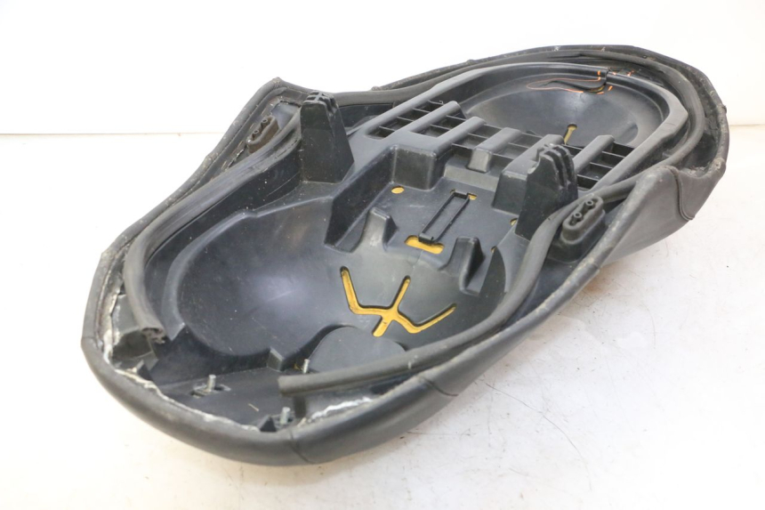 photo de SELLE YAMAHA X-MAX XMAX 125 (2010 - 2014)